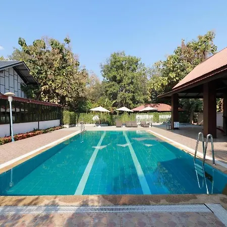 Tong House Resort